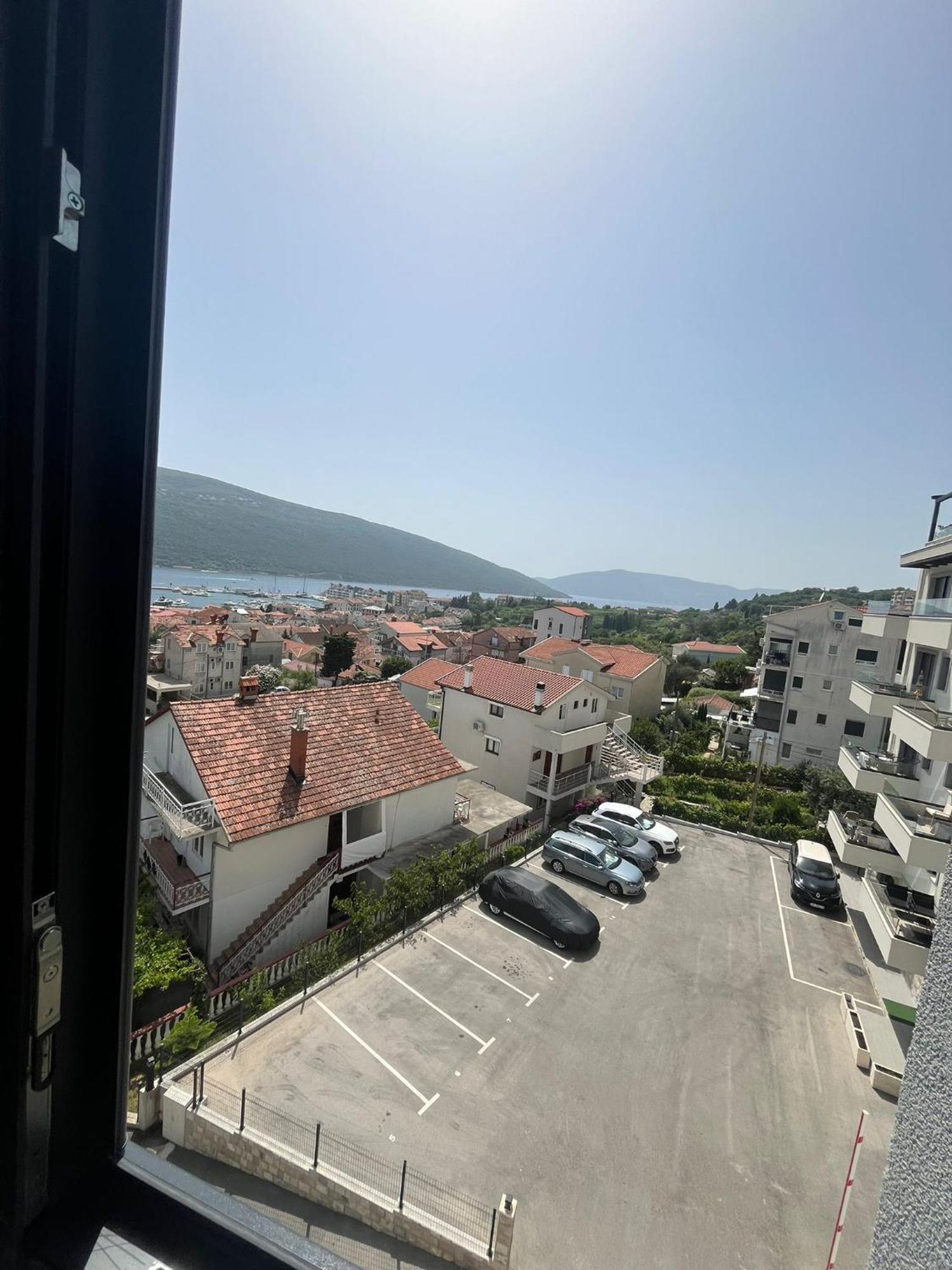 Penthouse Apartment Mit Meerblick In Der Bucht Von Kotor - 400M Bis Zum Strand Herceg Novi Exterior photo